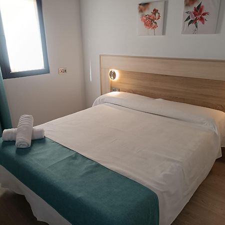 Apartamentos Turisticos Avila Puerta De La Santa 2-1 Kültér fotó